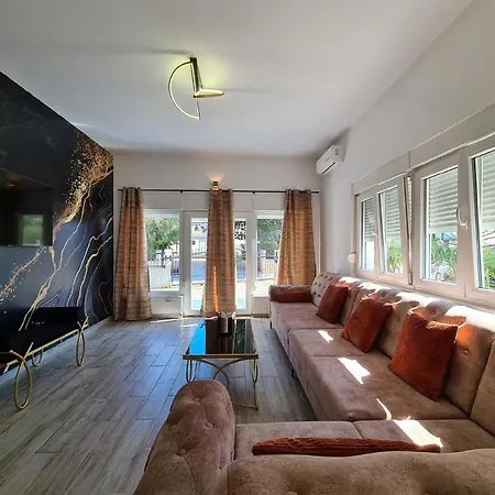 Holiday home Fuer 10 Personen Ca 180 Qm In Medulin, Istrien Suedkueste Von Istrien Medulin